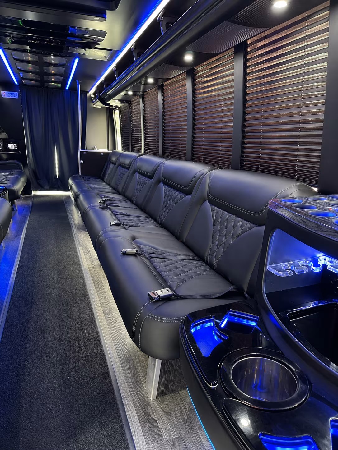 Washington Birthday, Sweet 16, & Quinceañera Party Bus Rentals